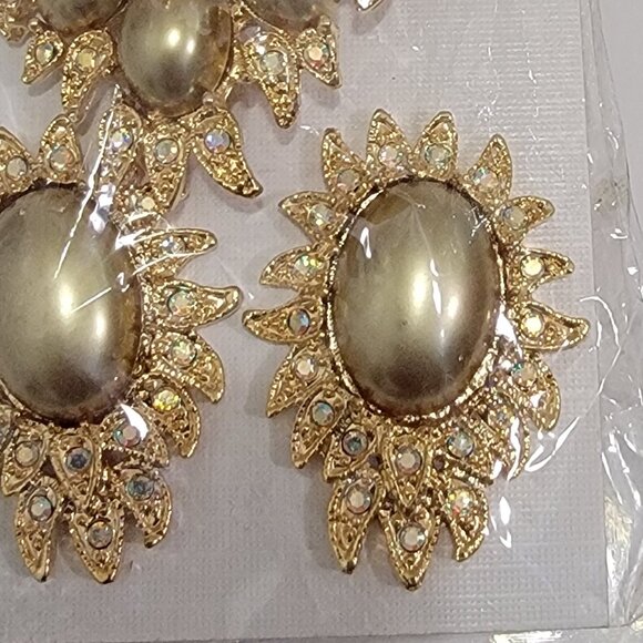 Vintage Brooch Pendant & Clip On Earring Set - Picture 2 of 4